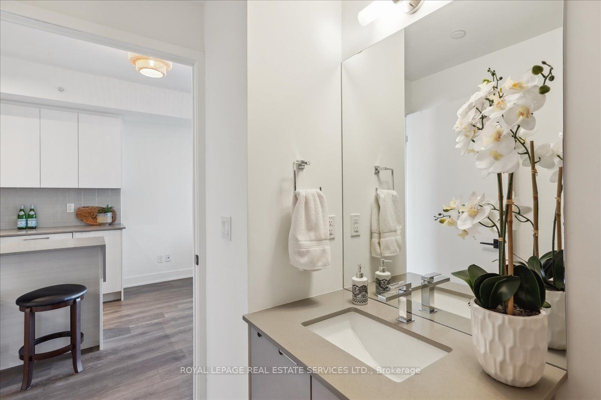 2489 Taunton Rd, #1112