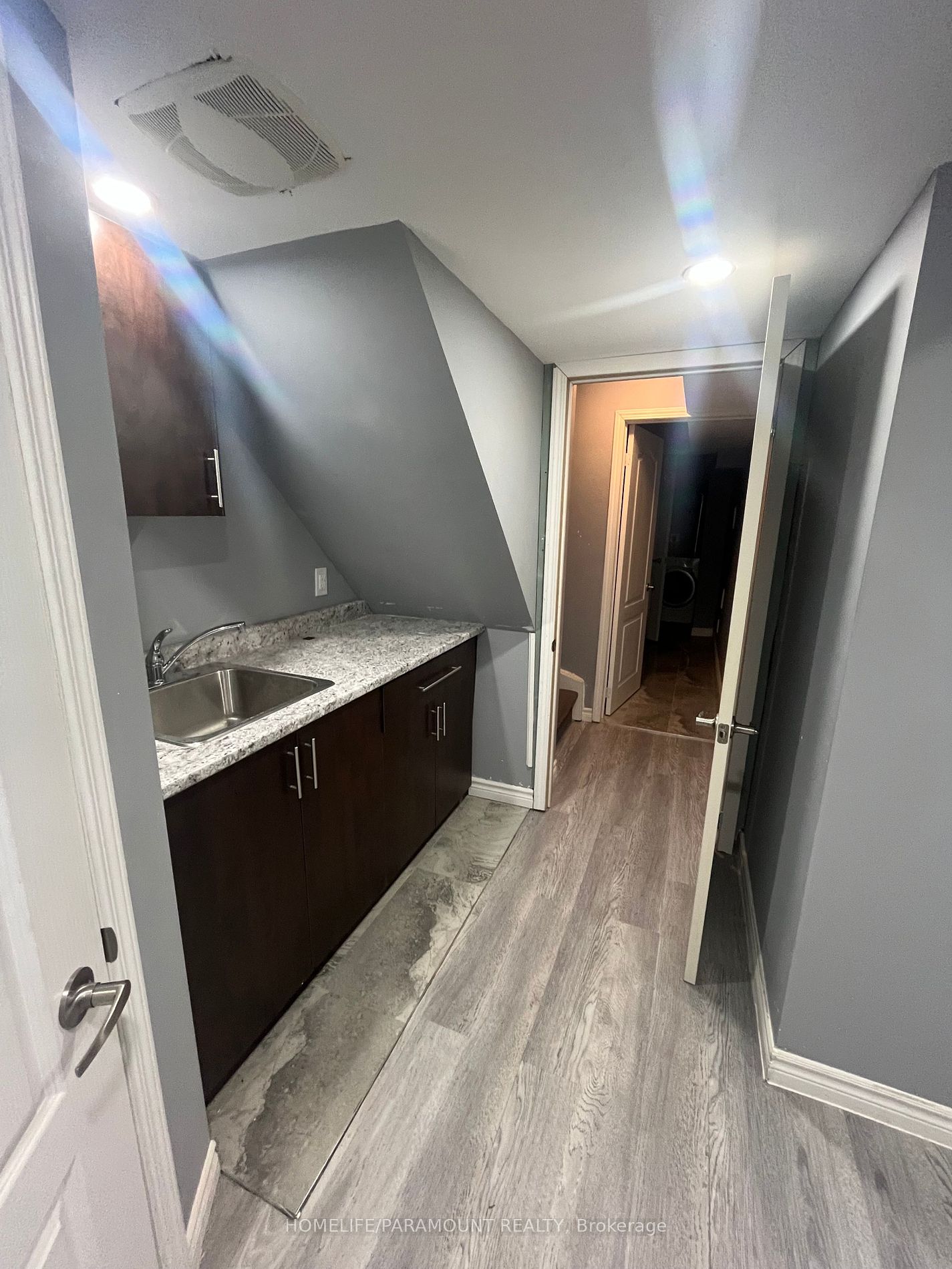 27 Lonestar Crescent