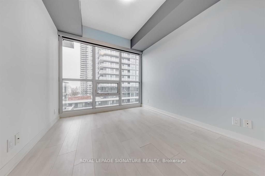 2200 Lakeshore Boulevard #1003