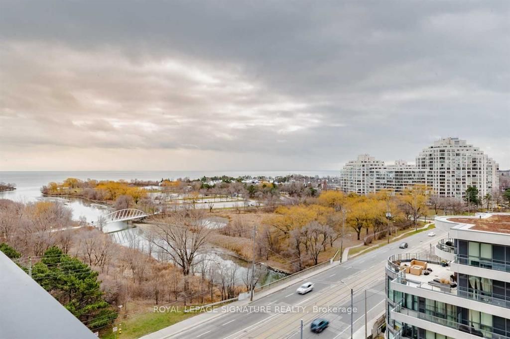 2200 Lakeshore Boulevard #1003
