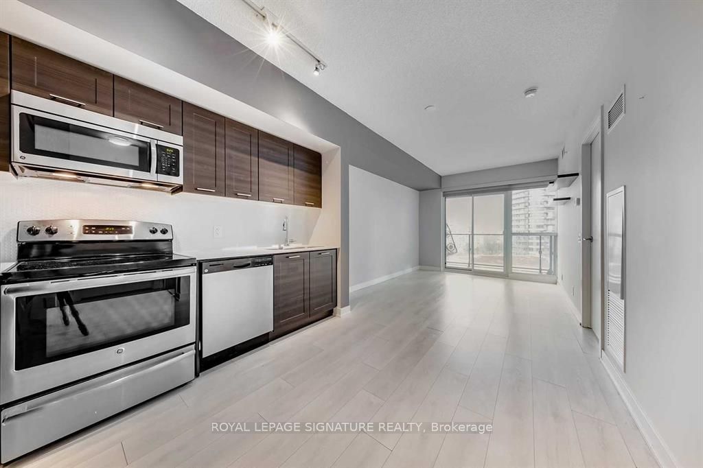 2200 Lakeshore Boulevard #1003