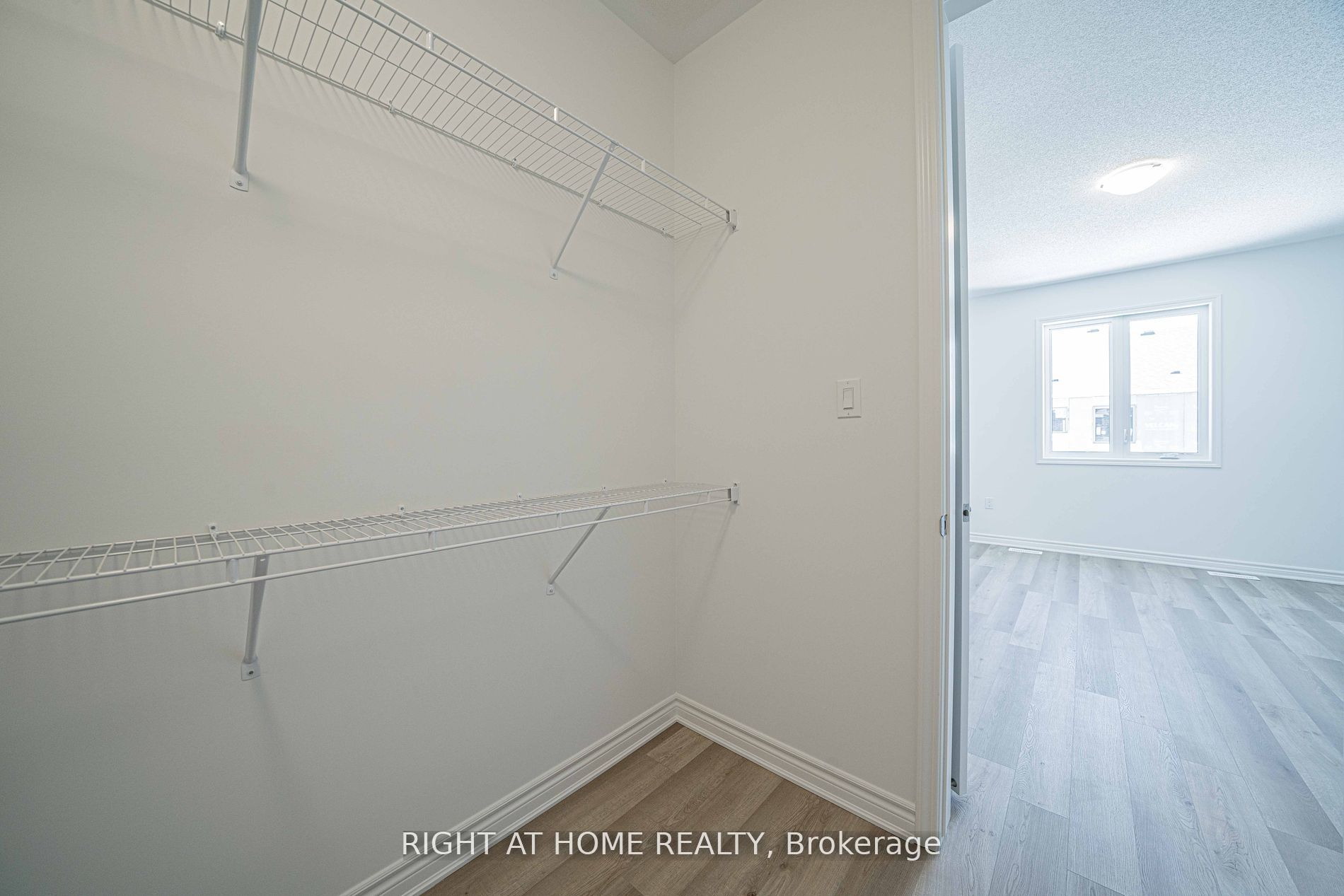 1200 Anson Gate