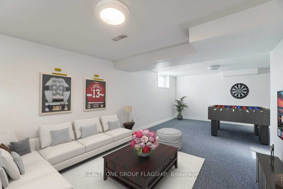 7 Bentley Drive