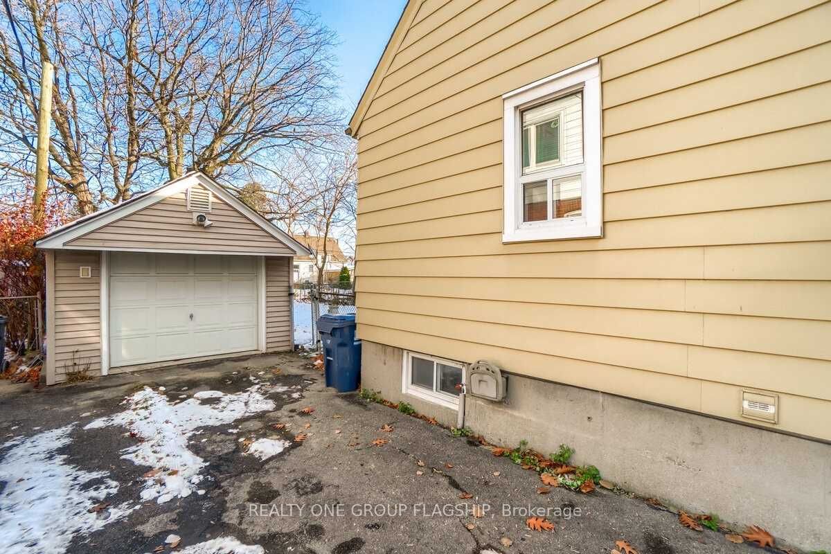 7 Bentley Drive