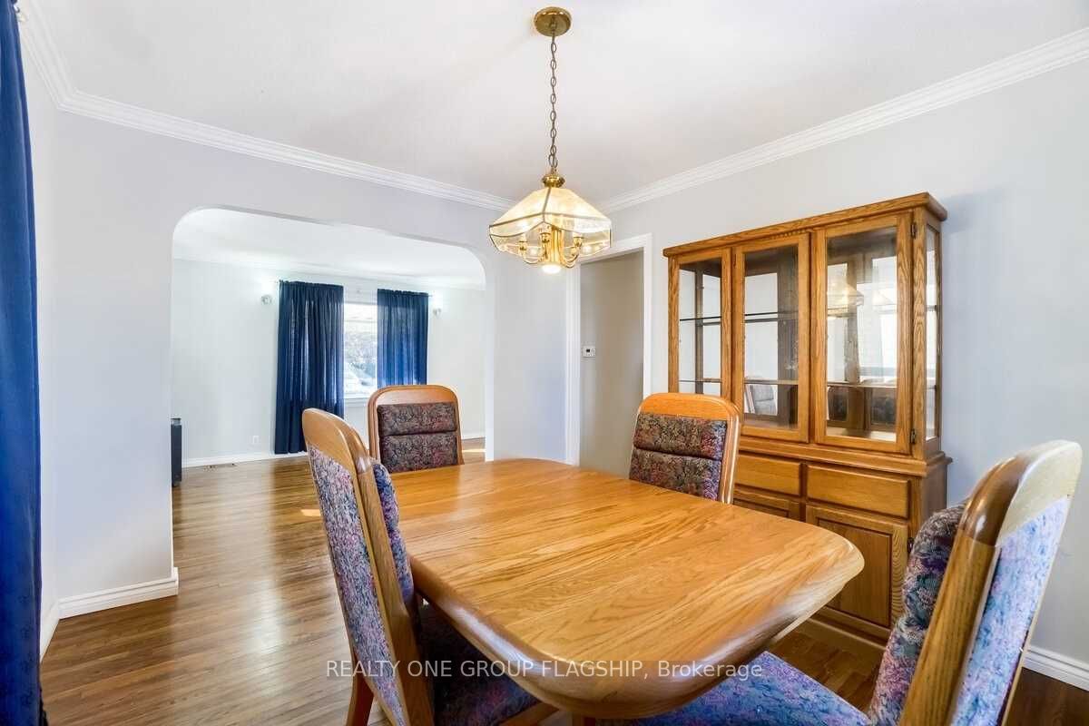 7 Bentley Drive