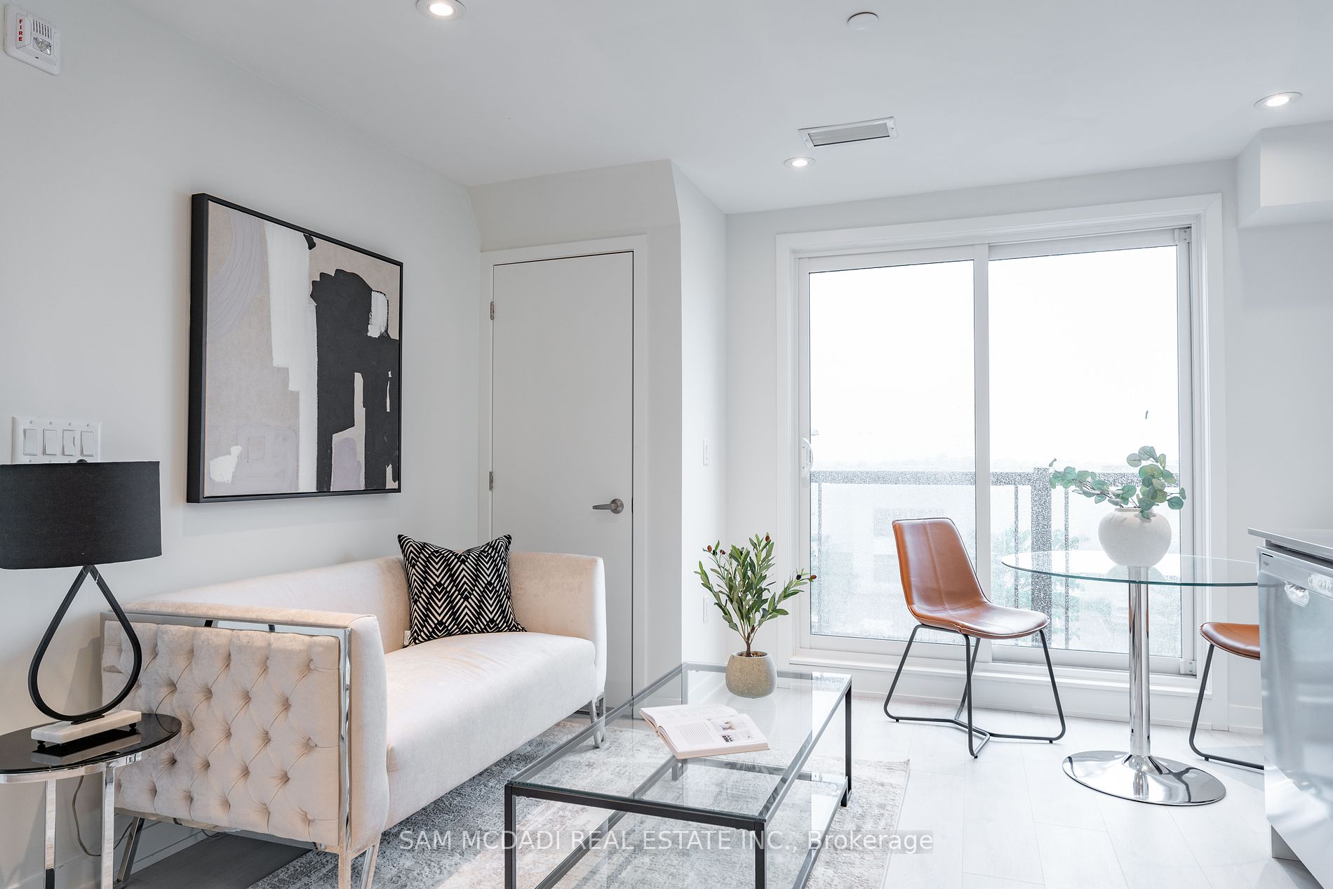 3401 Ridgeway Drive #416