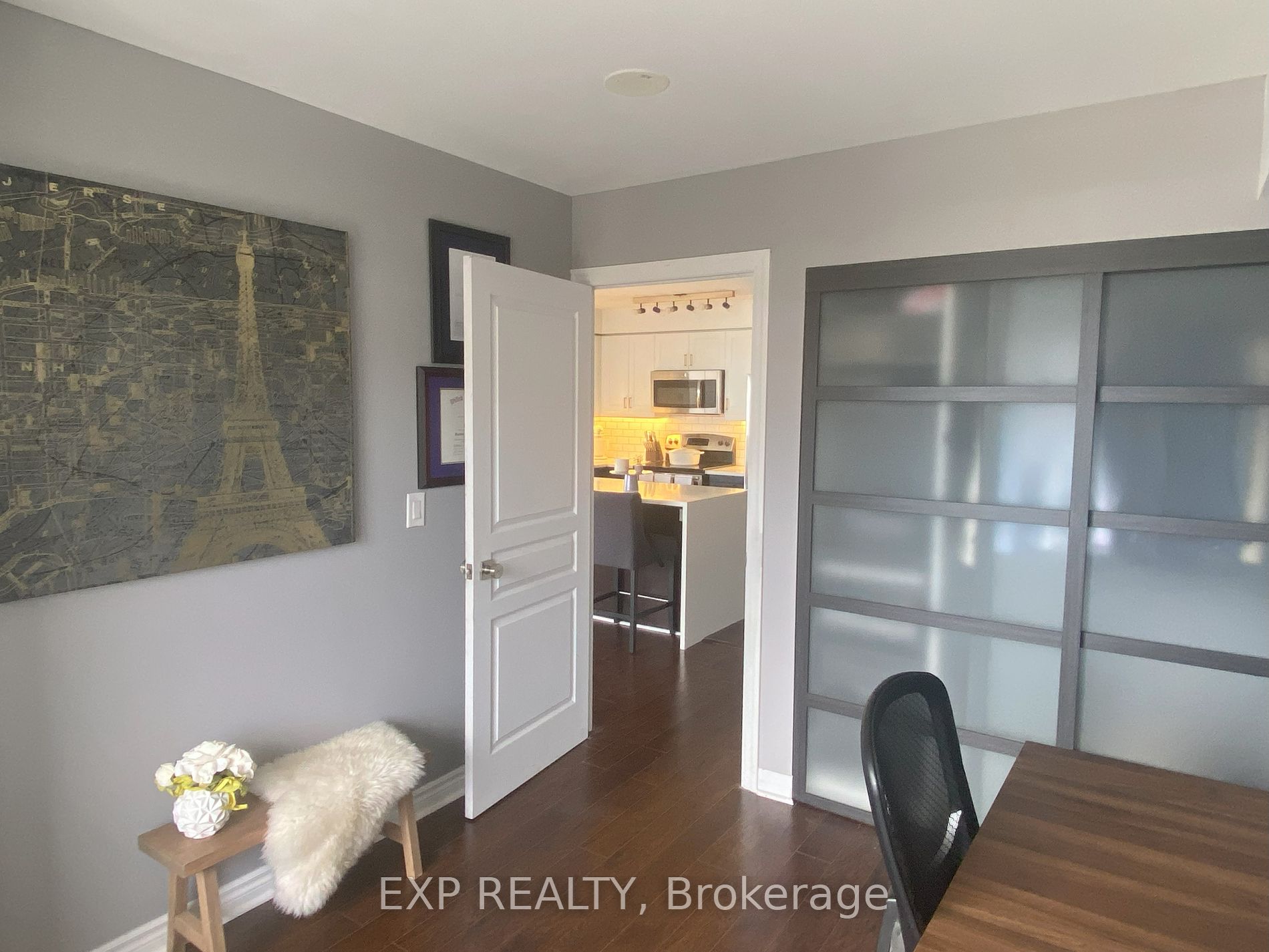 1940 Ironstone Drive, #904