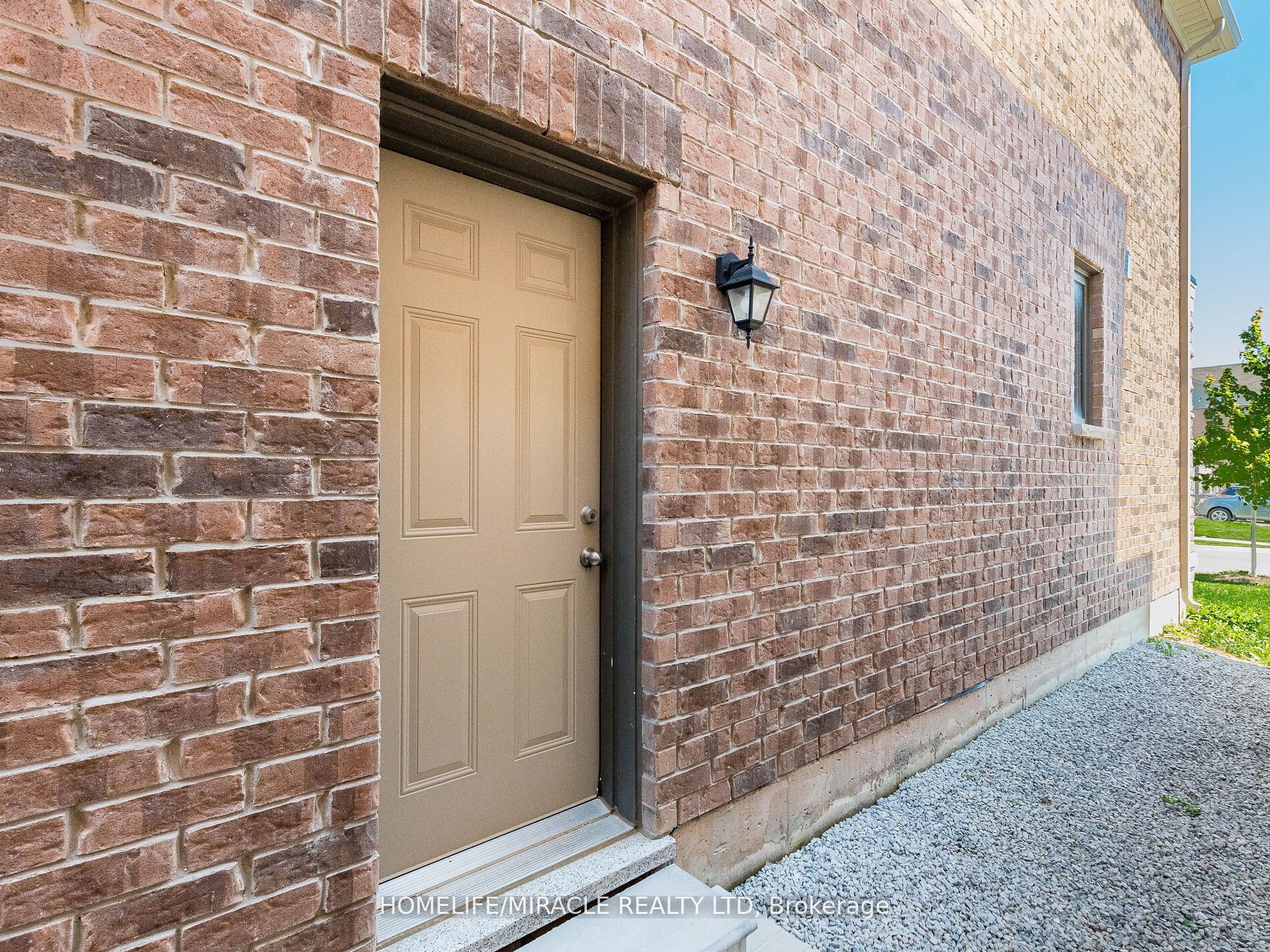10 Speckled Alder Street