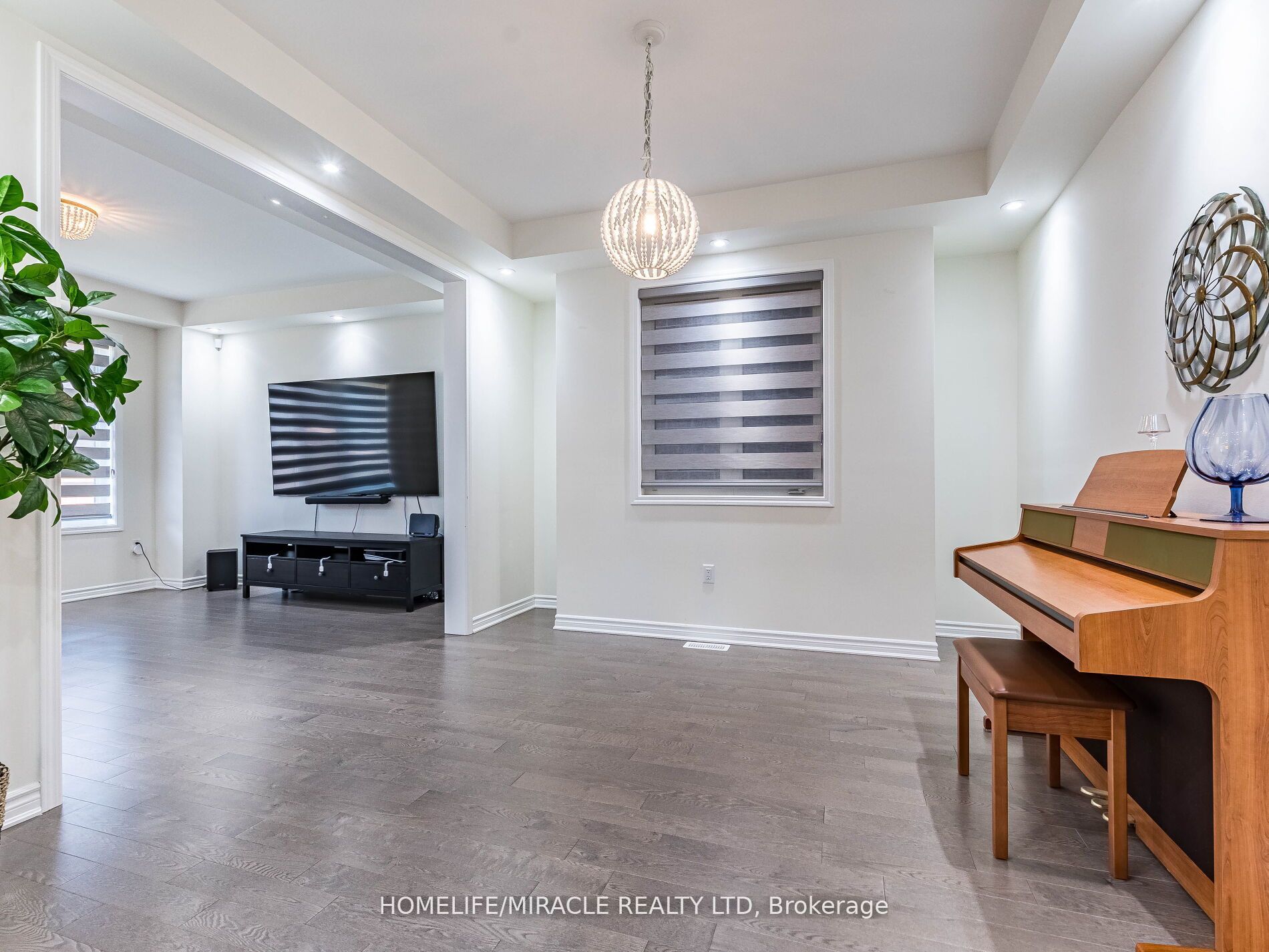 10 Speckled Alder Street
