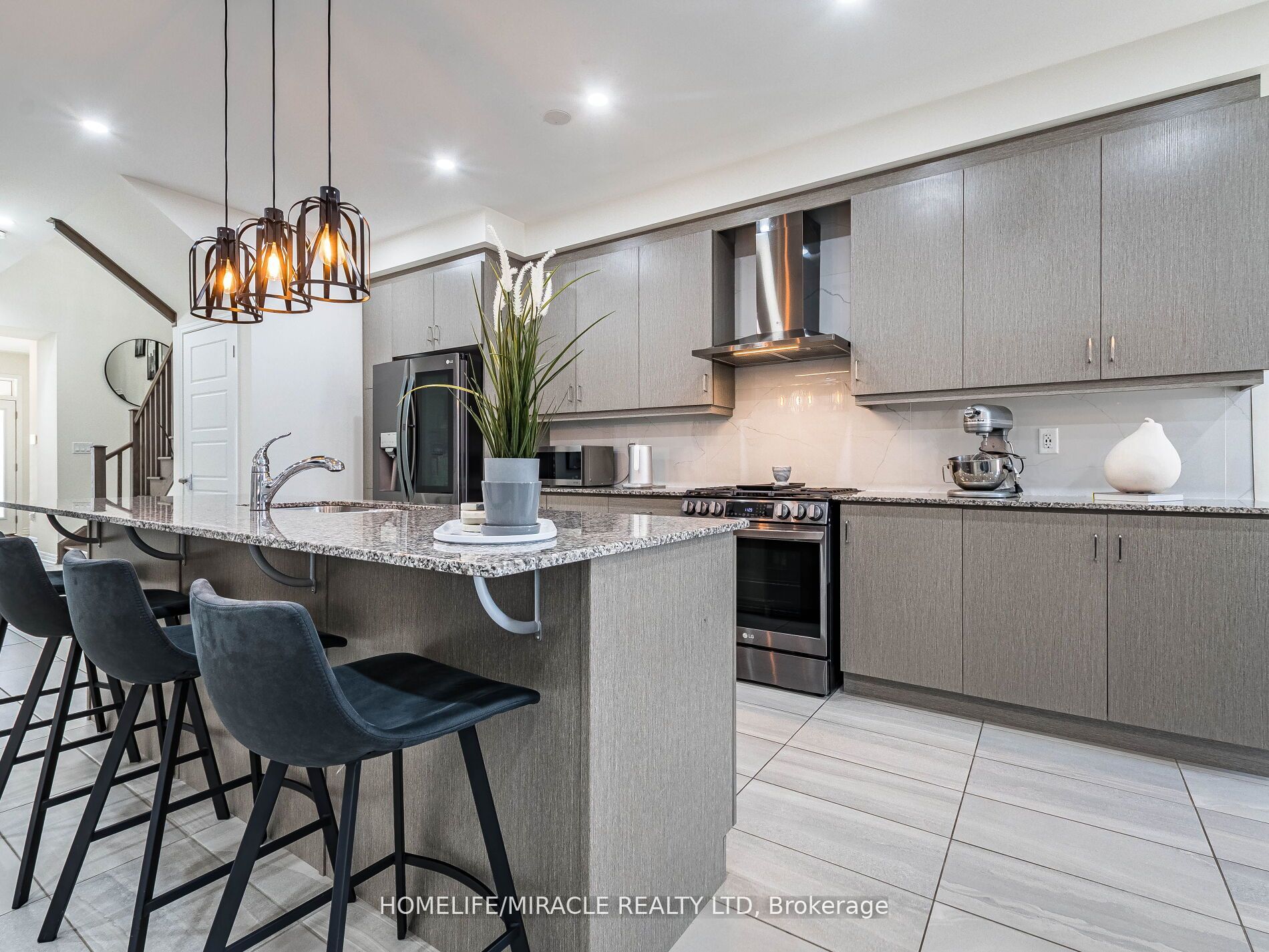 10 Speckled Alder Street