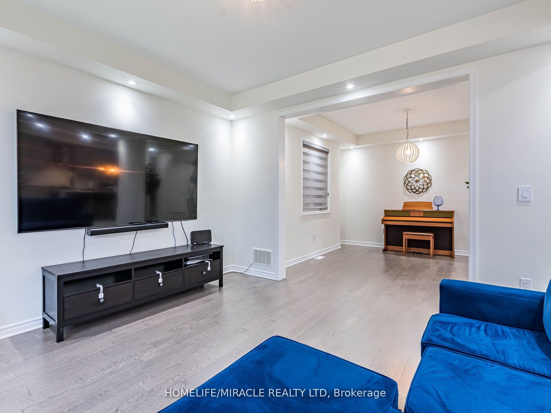 10 Speckled Alder Street