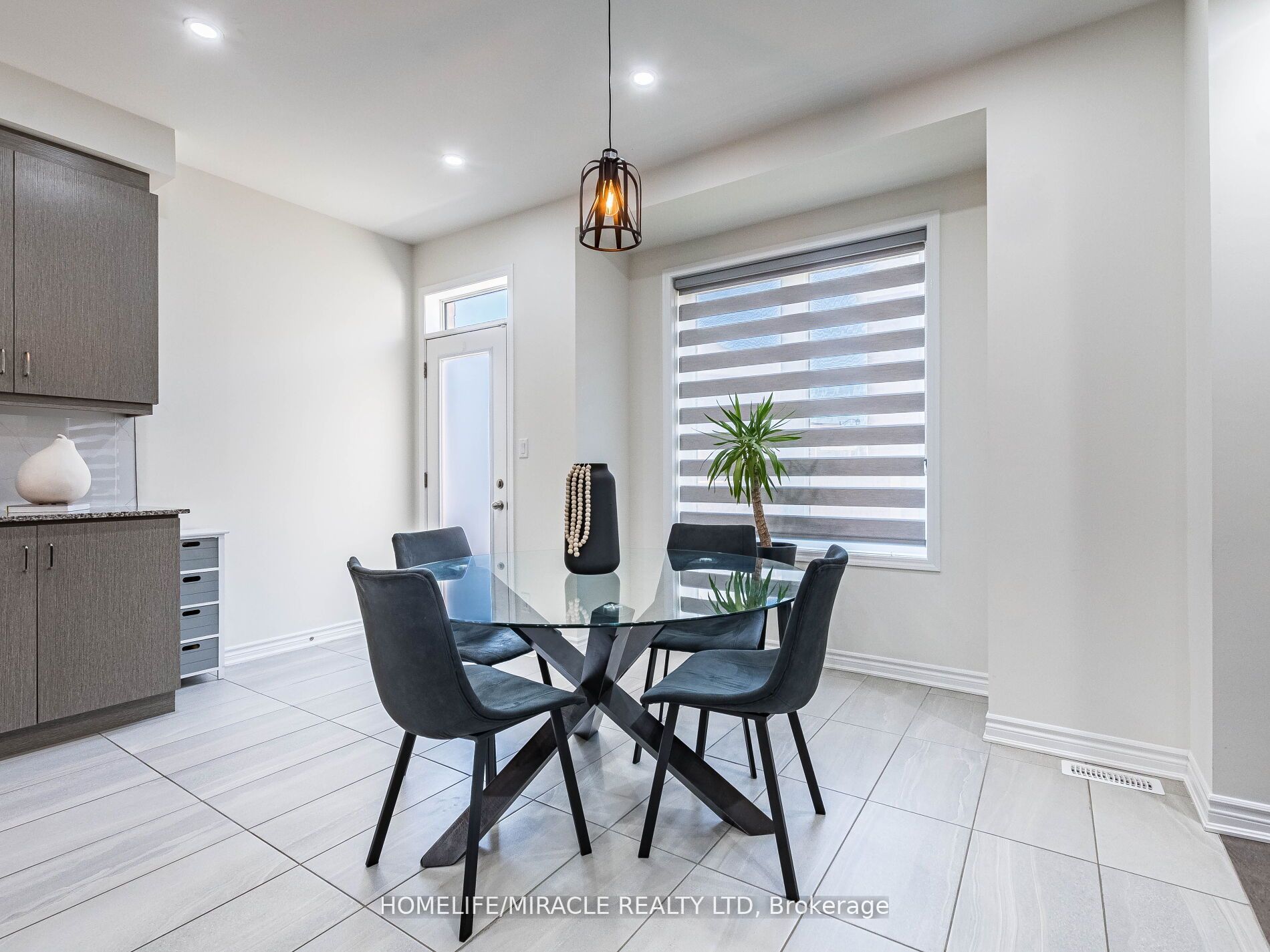 10 Speckled Alder Street