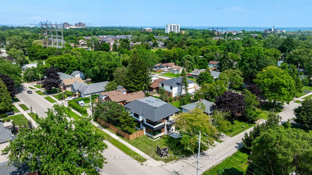 1241 Strathy Ave
