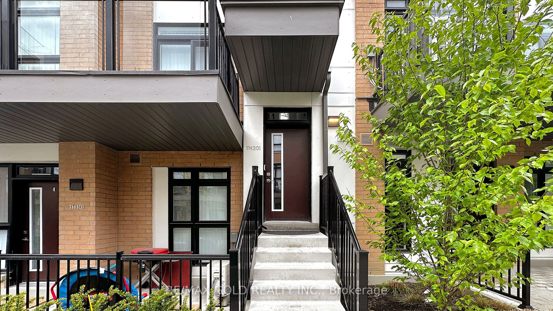 150 Canon Jackson Dr, #201