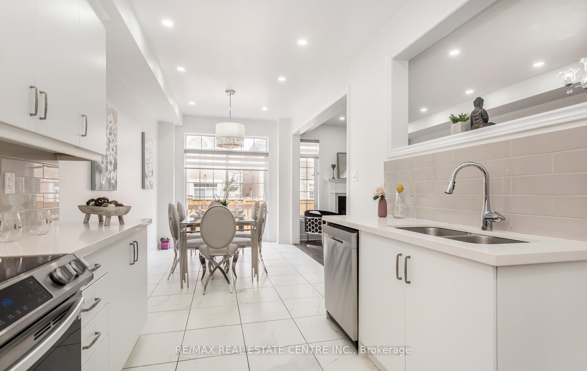 115 Branigan Cres S