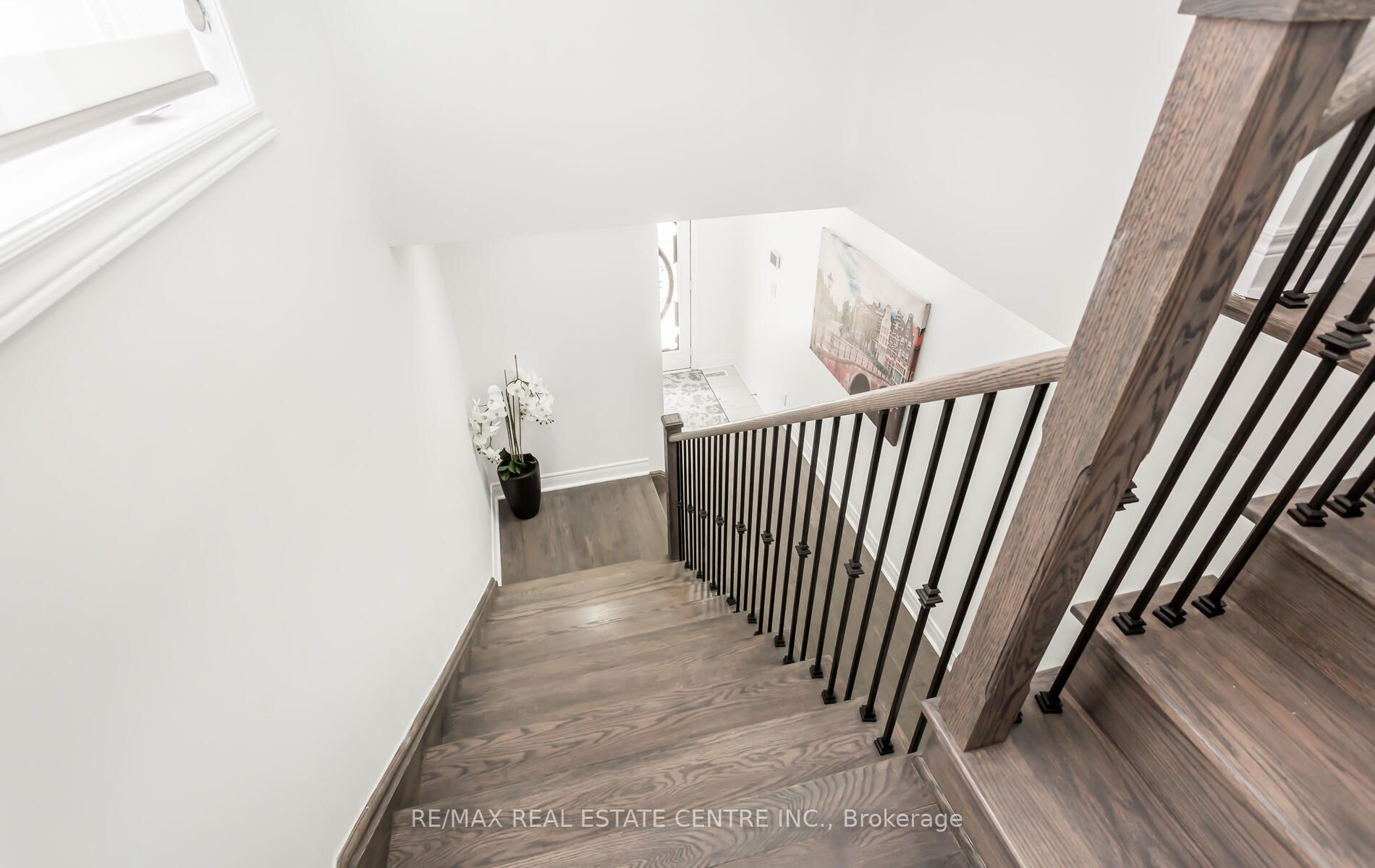 115 Branigan Cres S