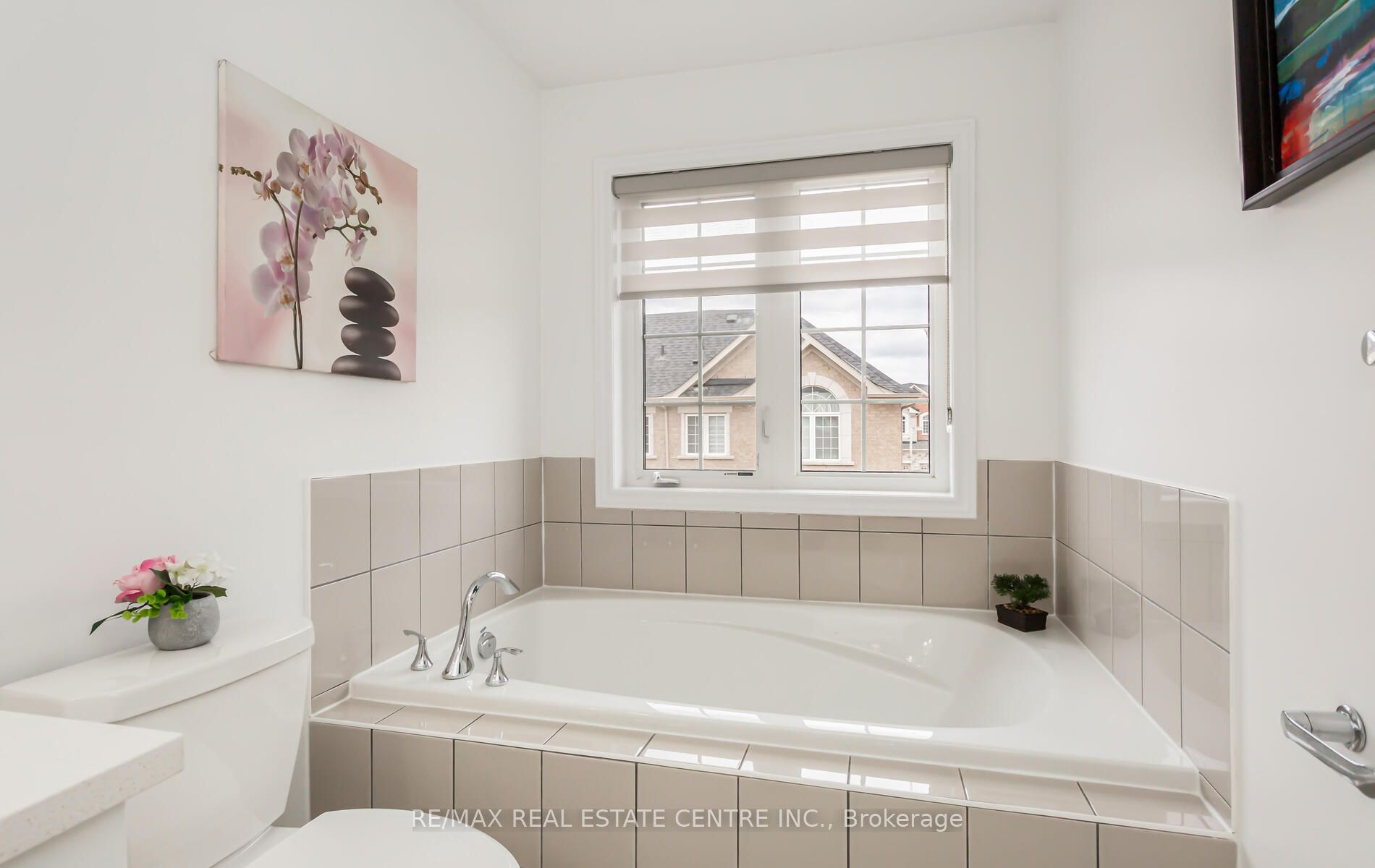 115 Branigan Cres S
