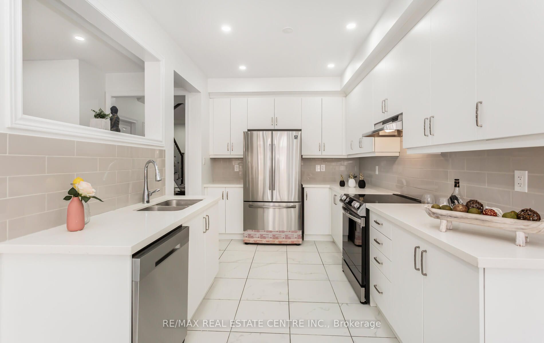 115 Branigan Cres S