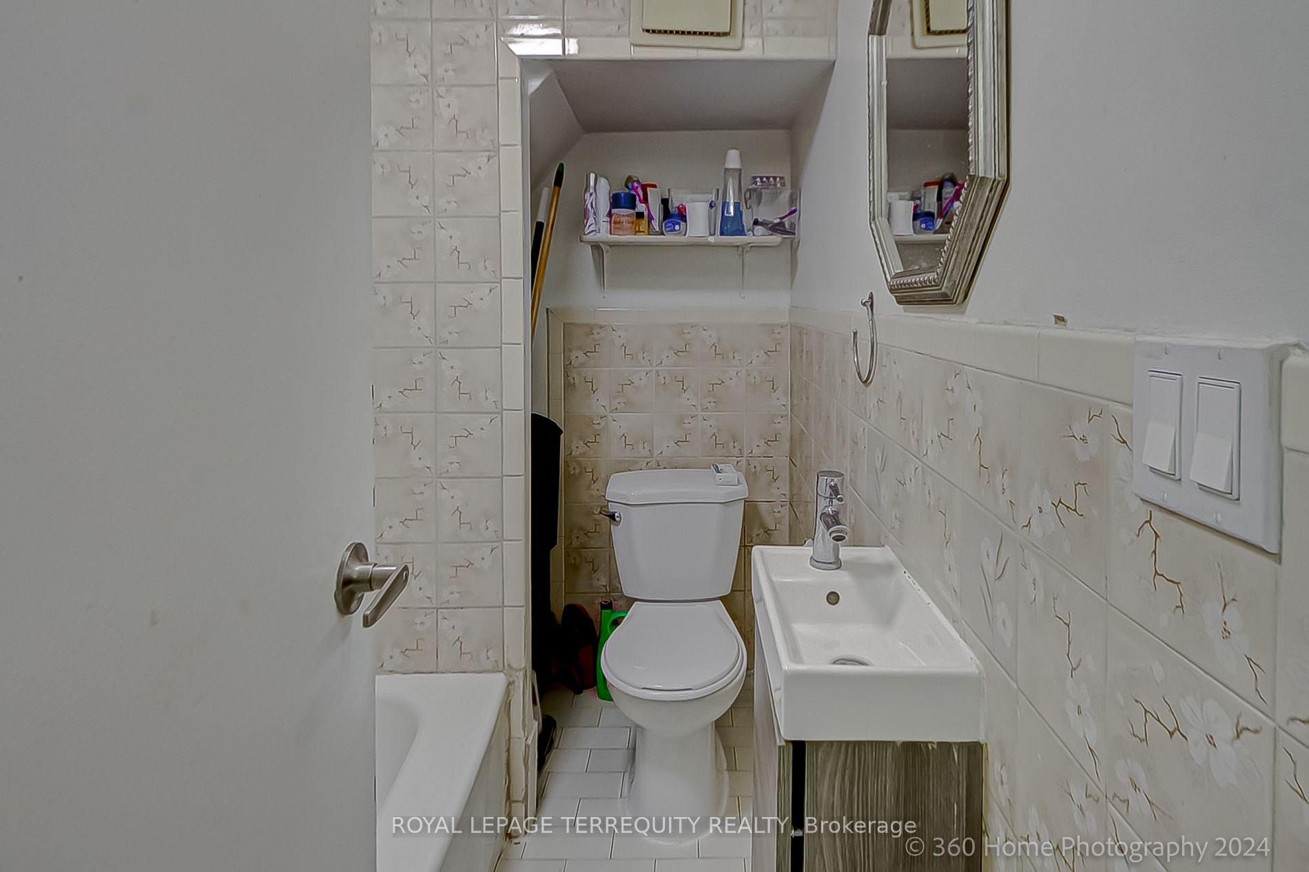 10 Burnfield Ave