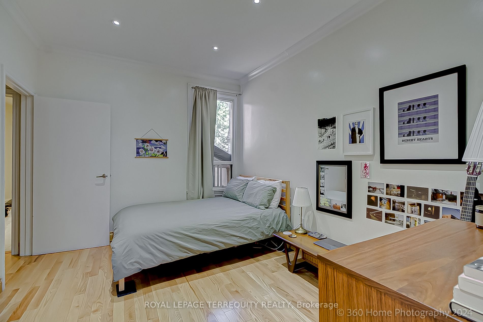 10 Burnfield Ave