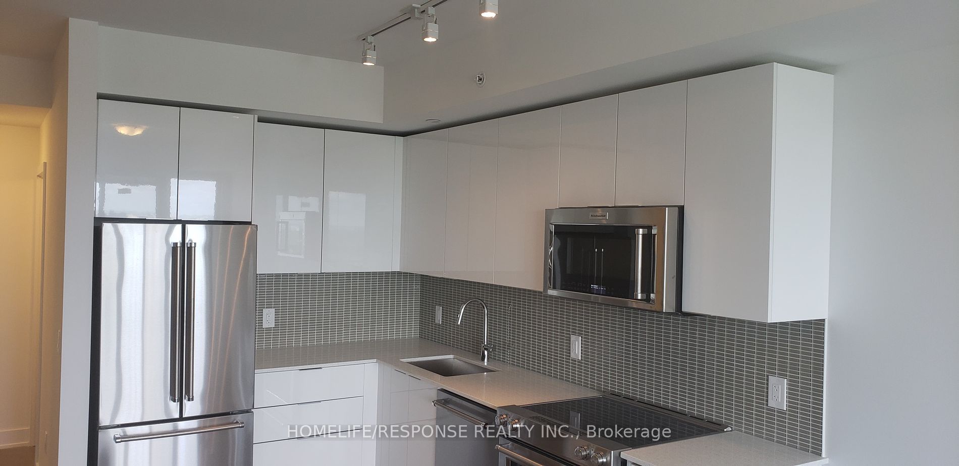 30 Shore Breeze Dr, #4709