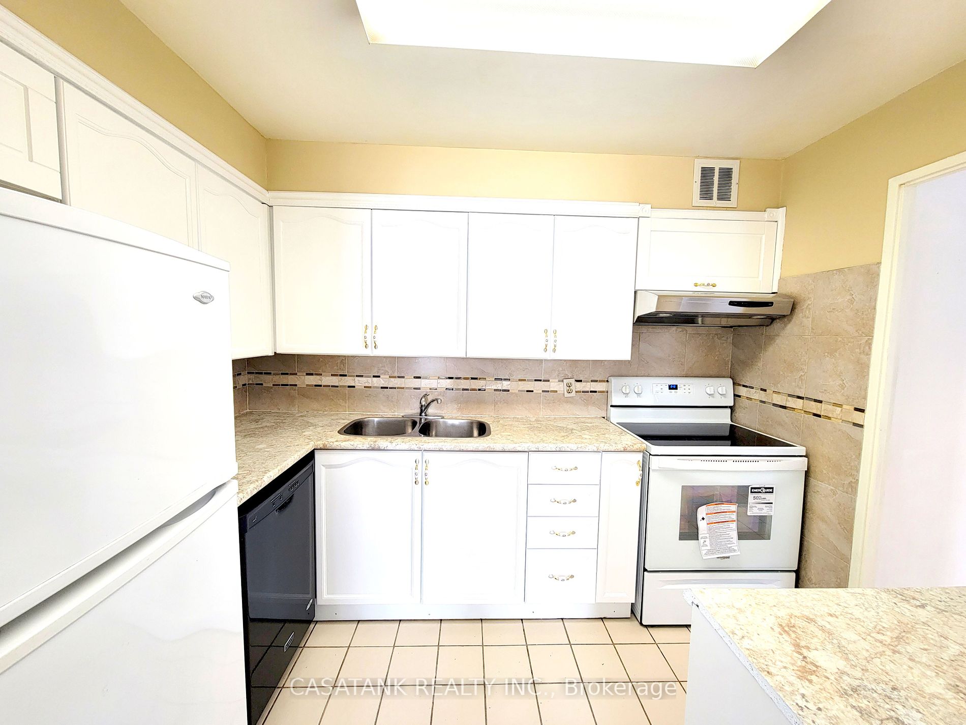 1580 Mississauga Valley Blvd, #103
