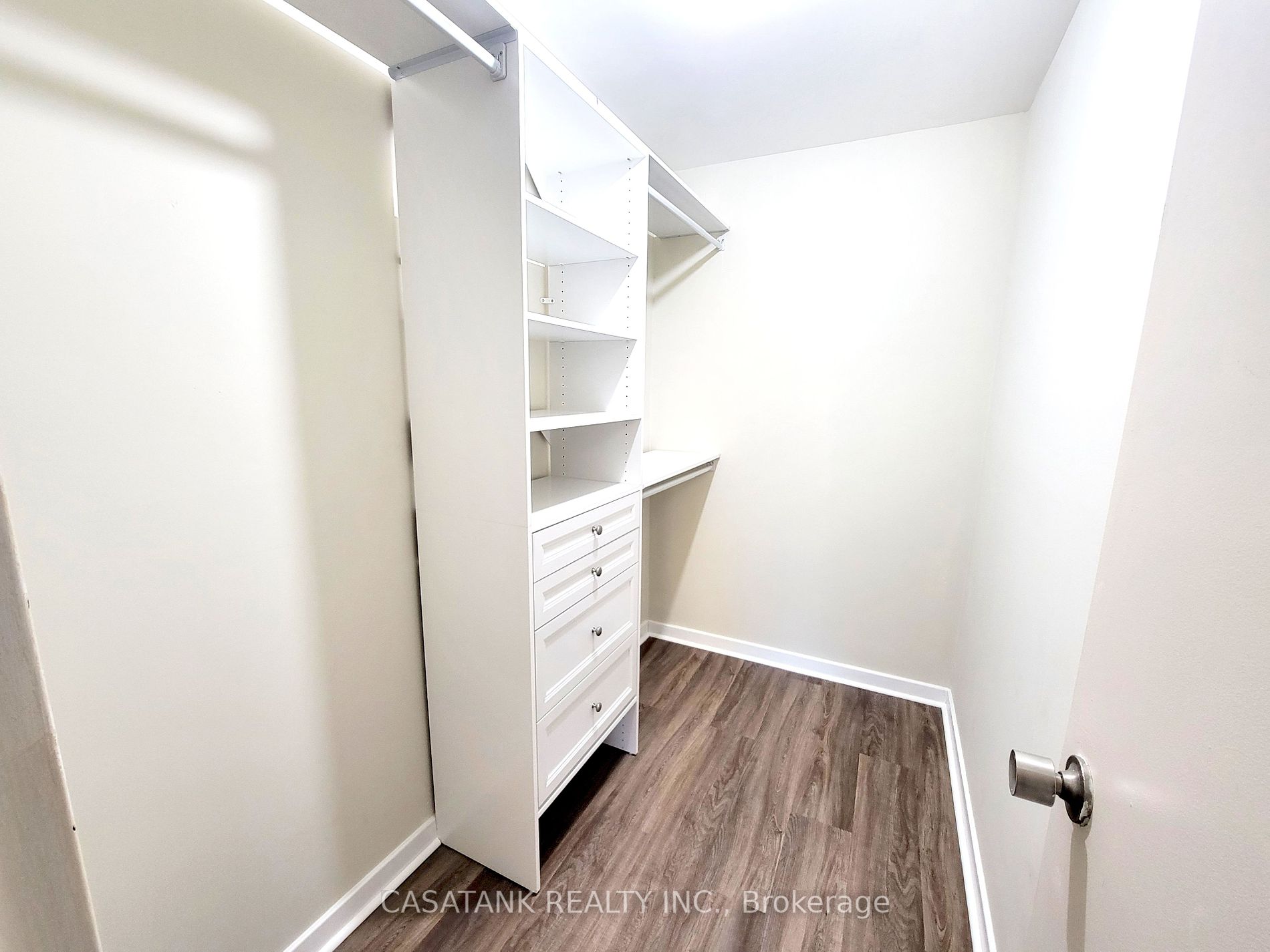 1580 Mississauga Valley Blvd, #103