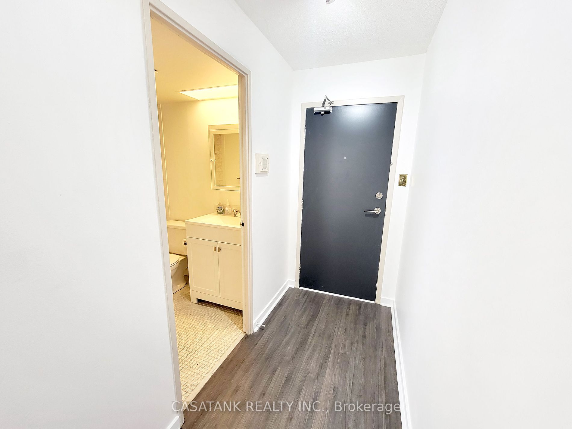 1580 Mississauga Valley Blvd, #103