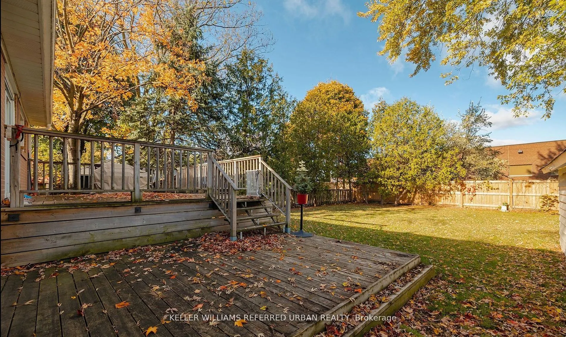 611 Pinegrove Rd