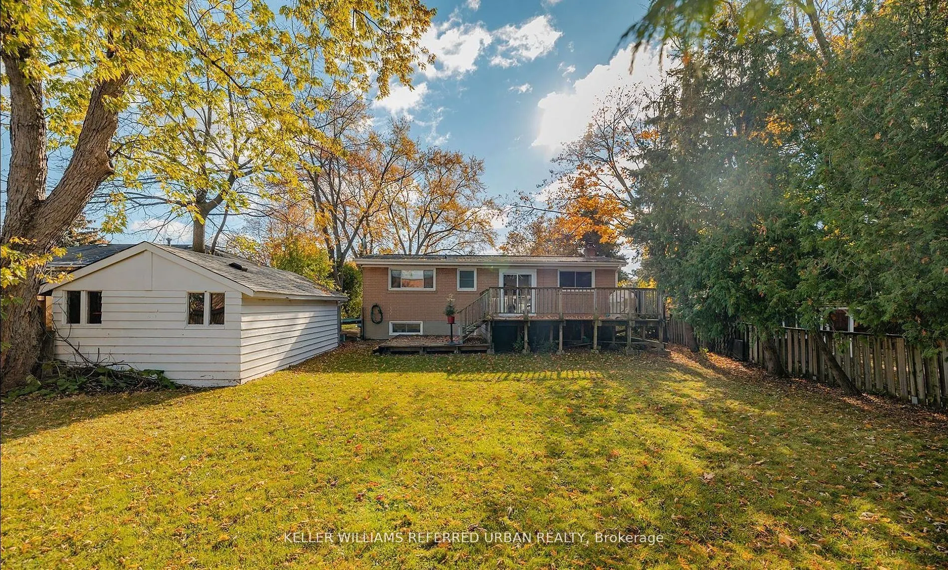 611 Pinegrove Rd