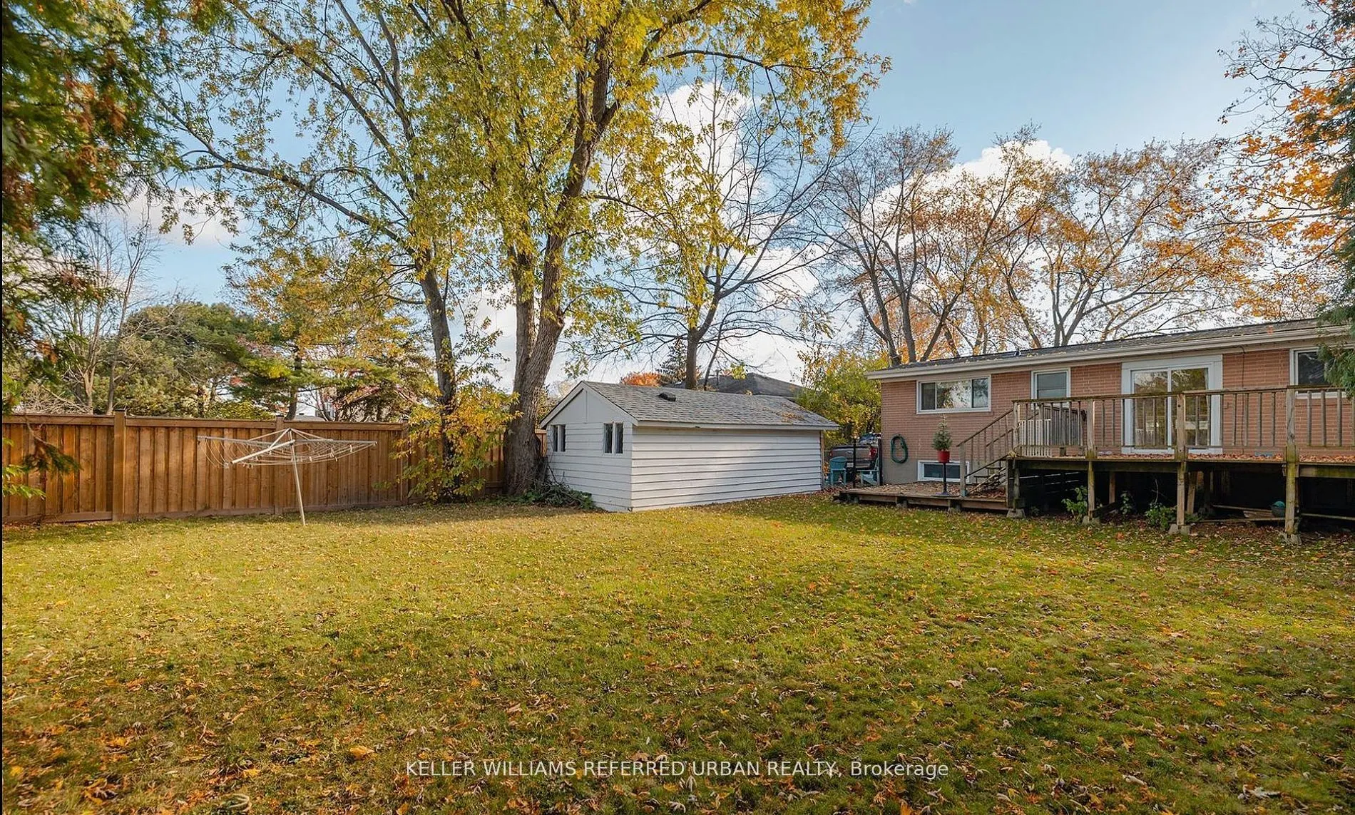 611 Pinegrove Rd
