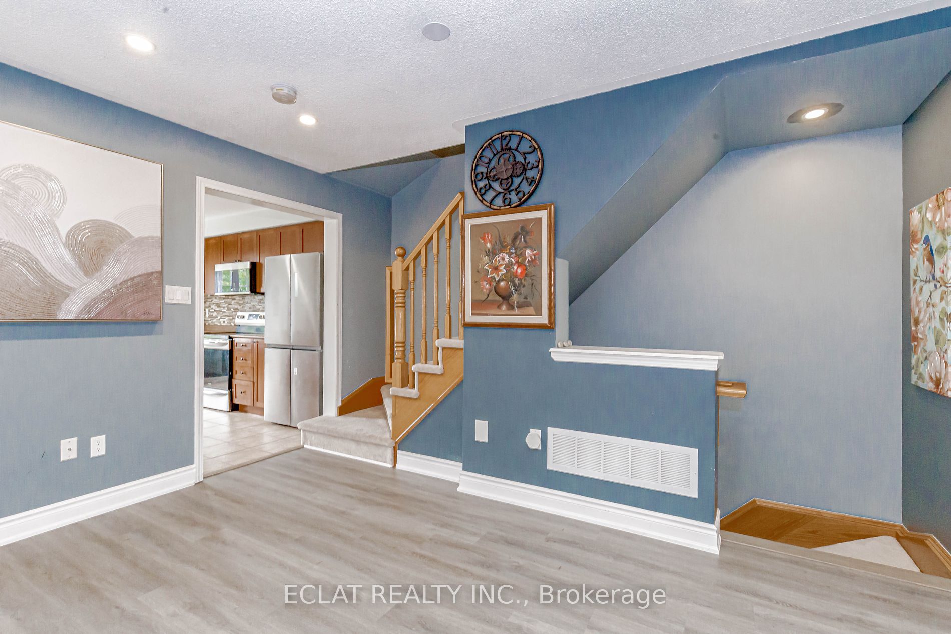 925 Burrows Gate