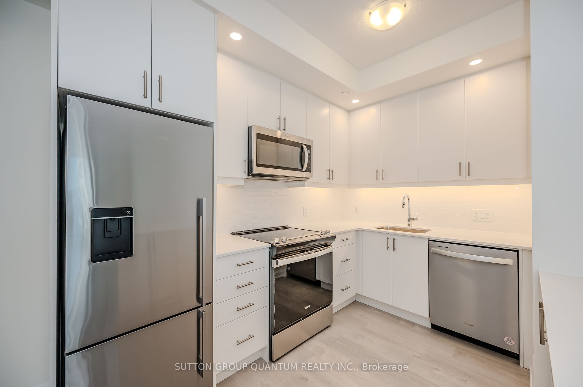 3220 William Coltson Avenue #402