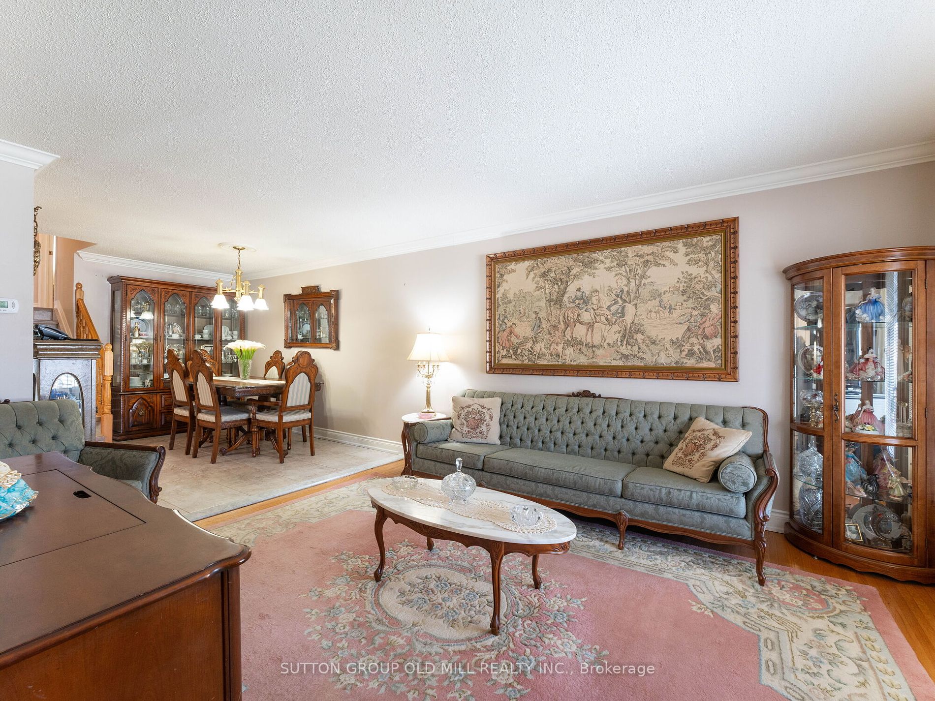 31 Demaris Ave