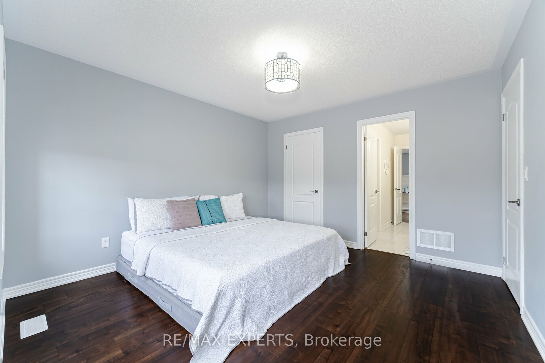 75 Durango Dr