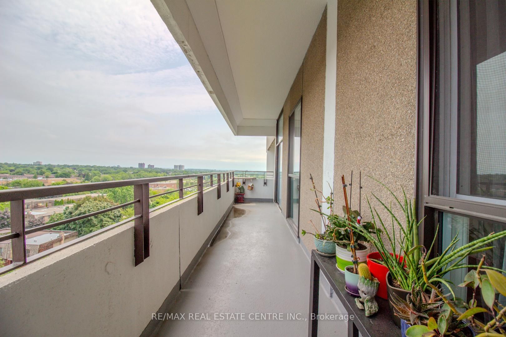 1320 Mississauga Valley Blvd, #1012