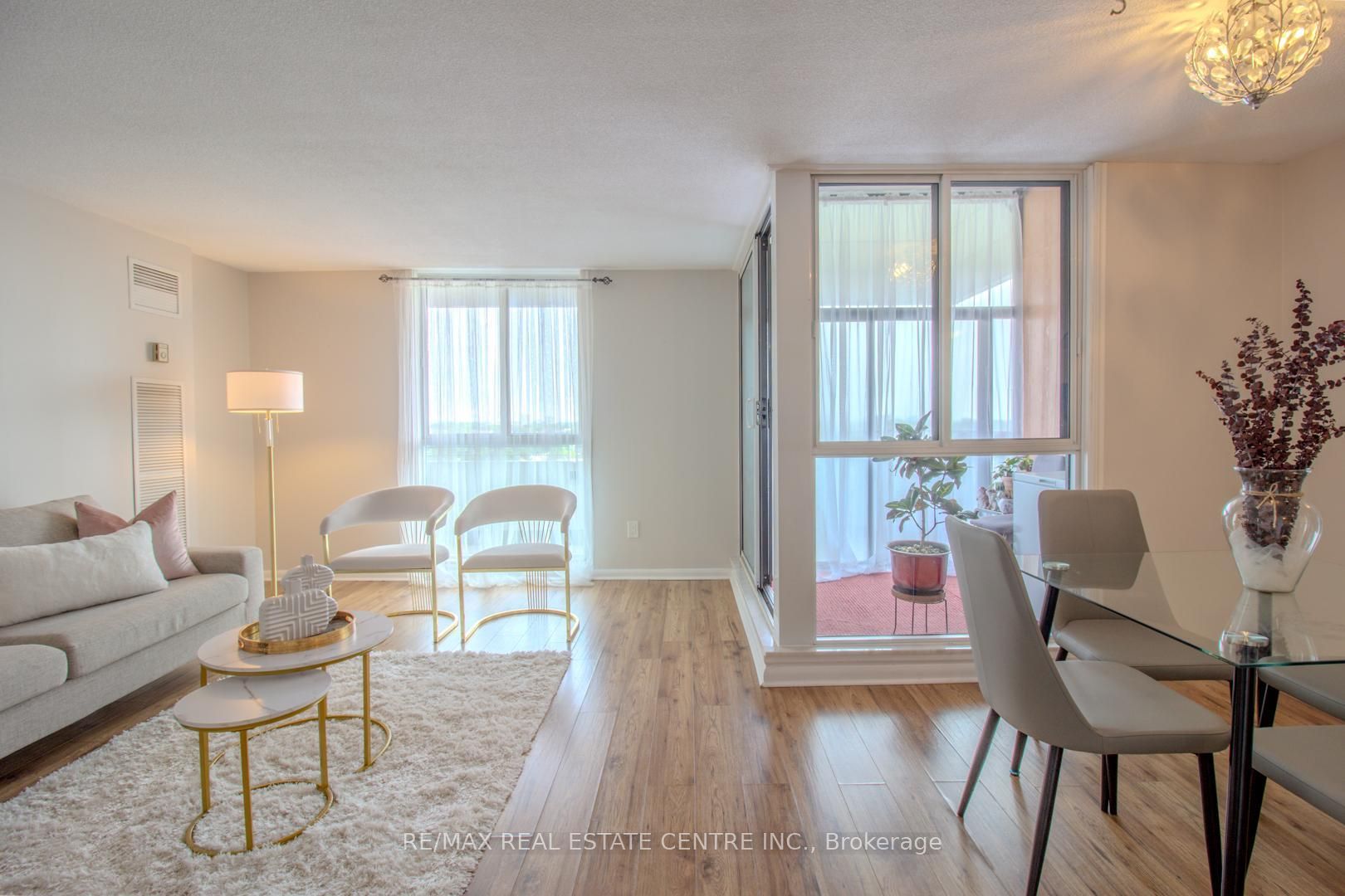 1320 Mississauga Valley Blvd, #1012