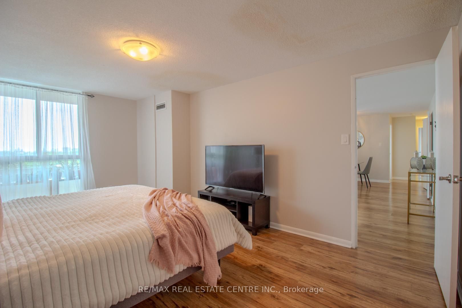 1320 Mississauga Valley Blvd, #1012