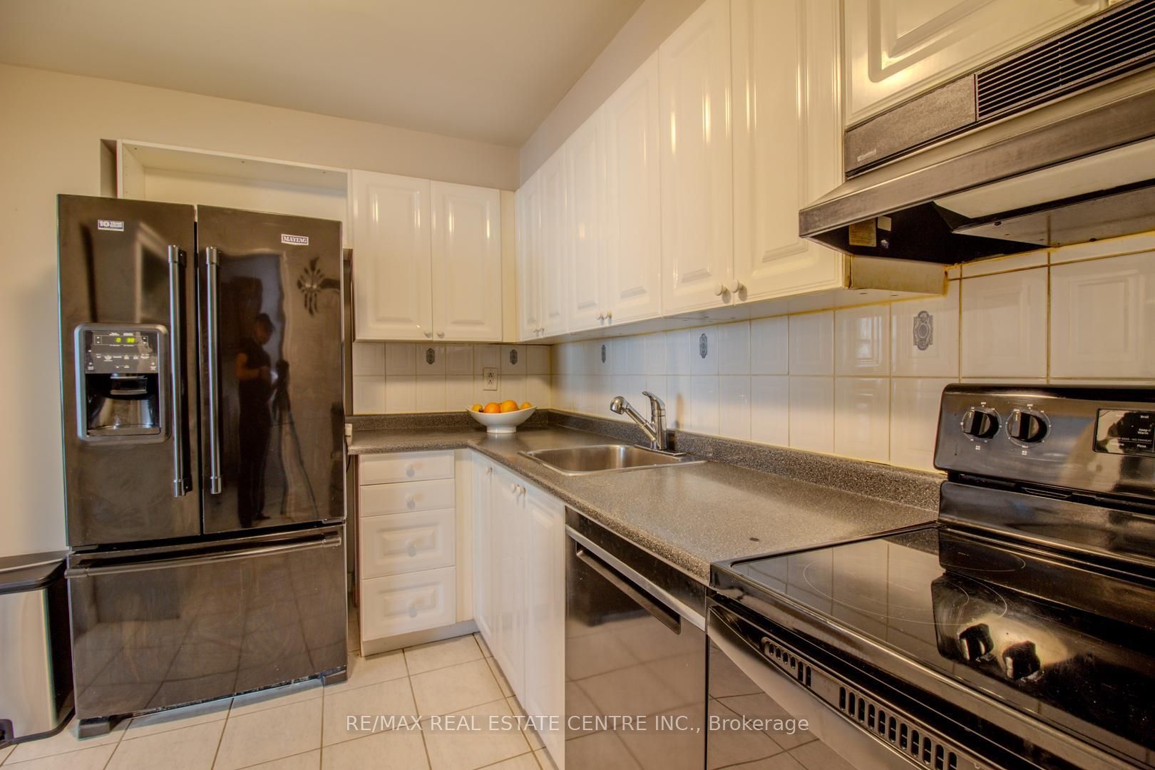 1320 Mississauga Valley Blvd, #1012