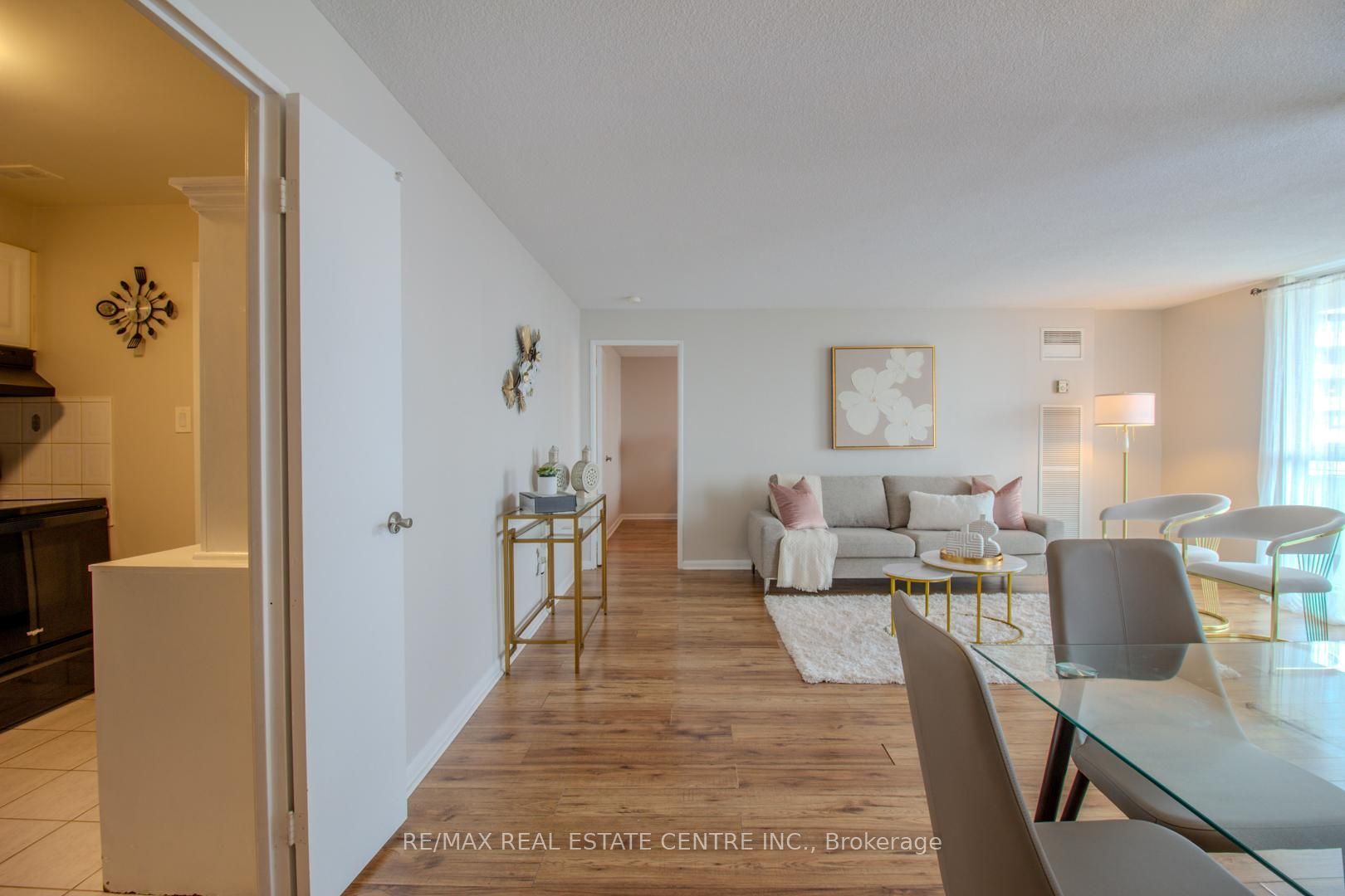 1320 Mississauga Valley Blvd, #1012