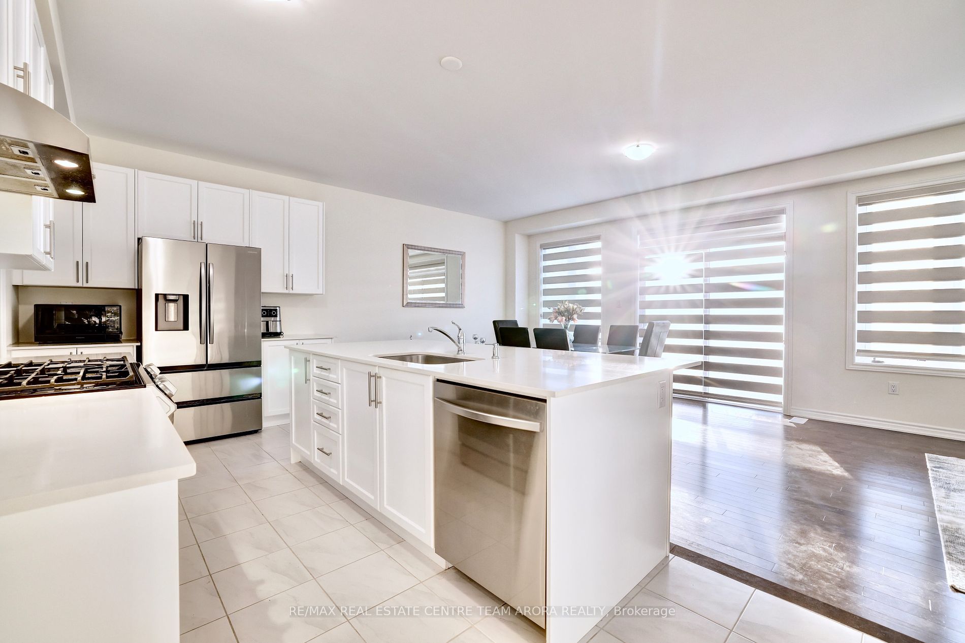 20 Fuller St