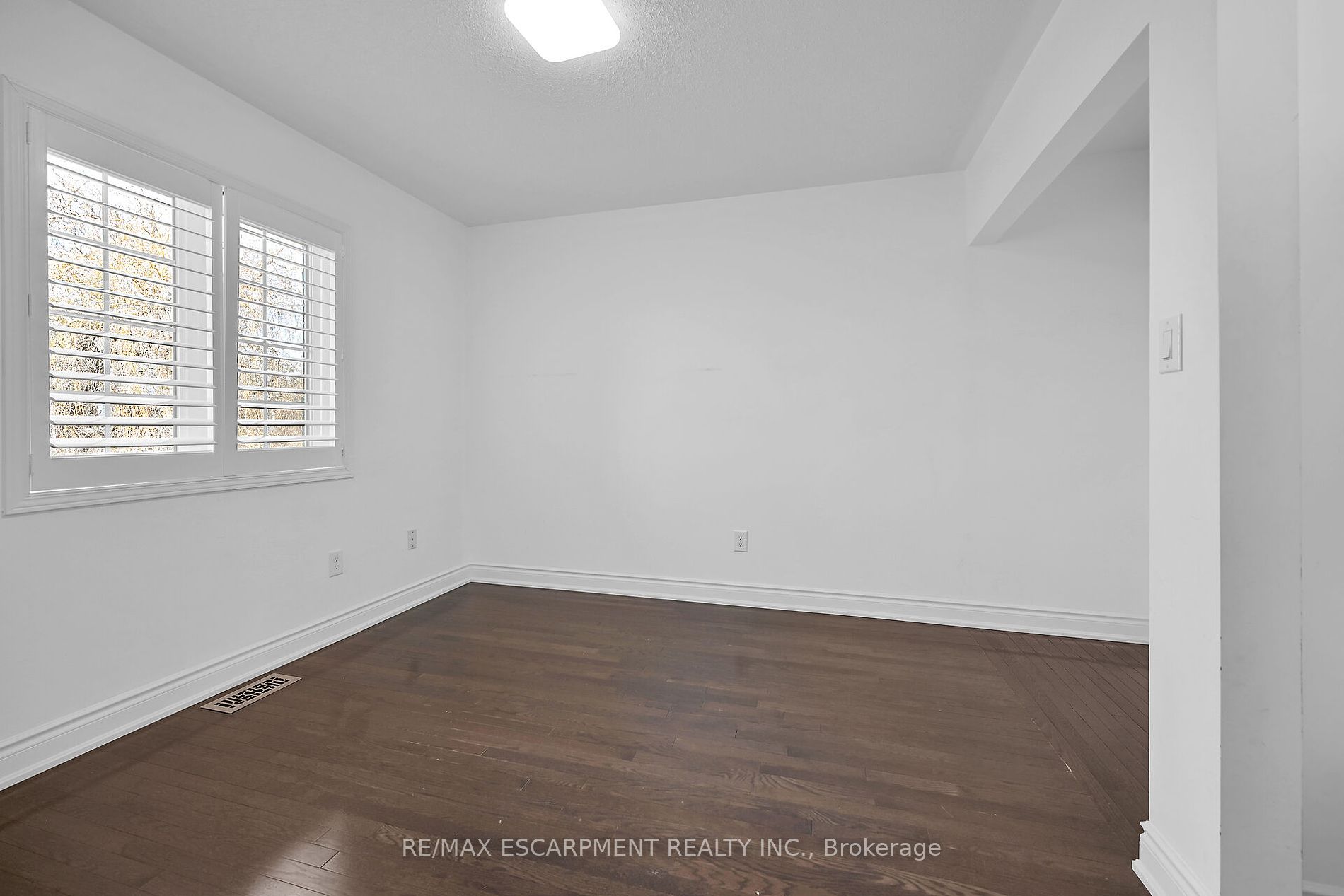 21 Chetholme Pl