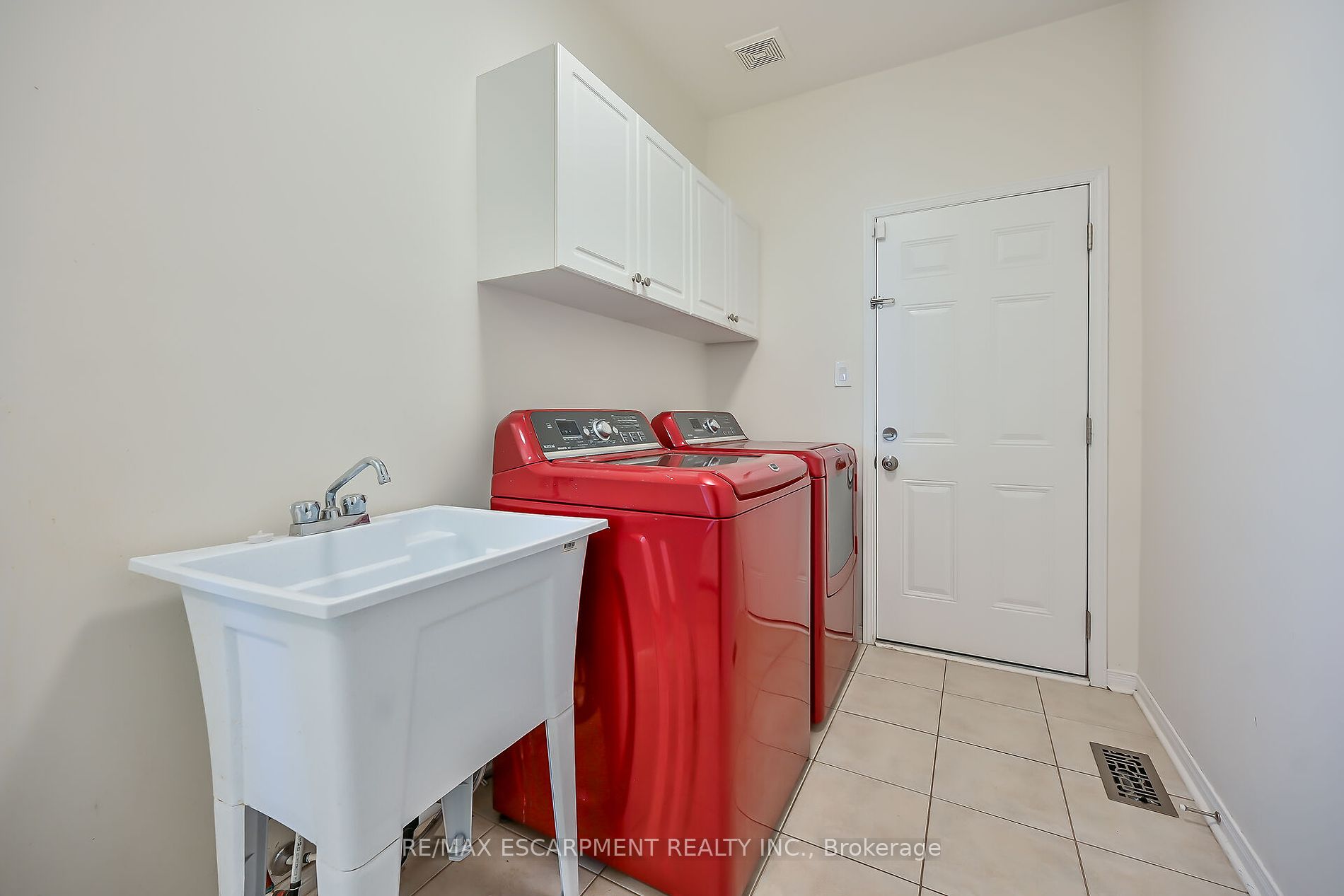 21 Chetholme Pl
