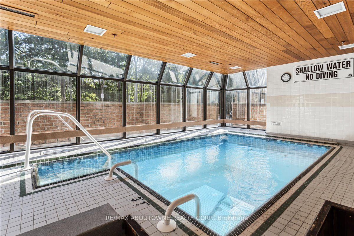 1240 Marlborough Court, #808