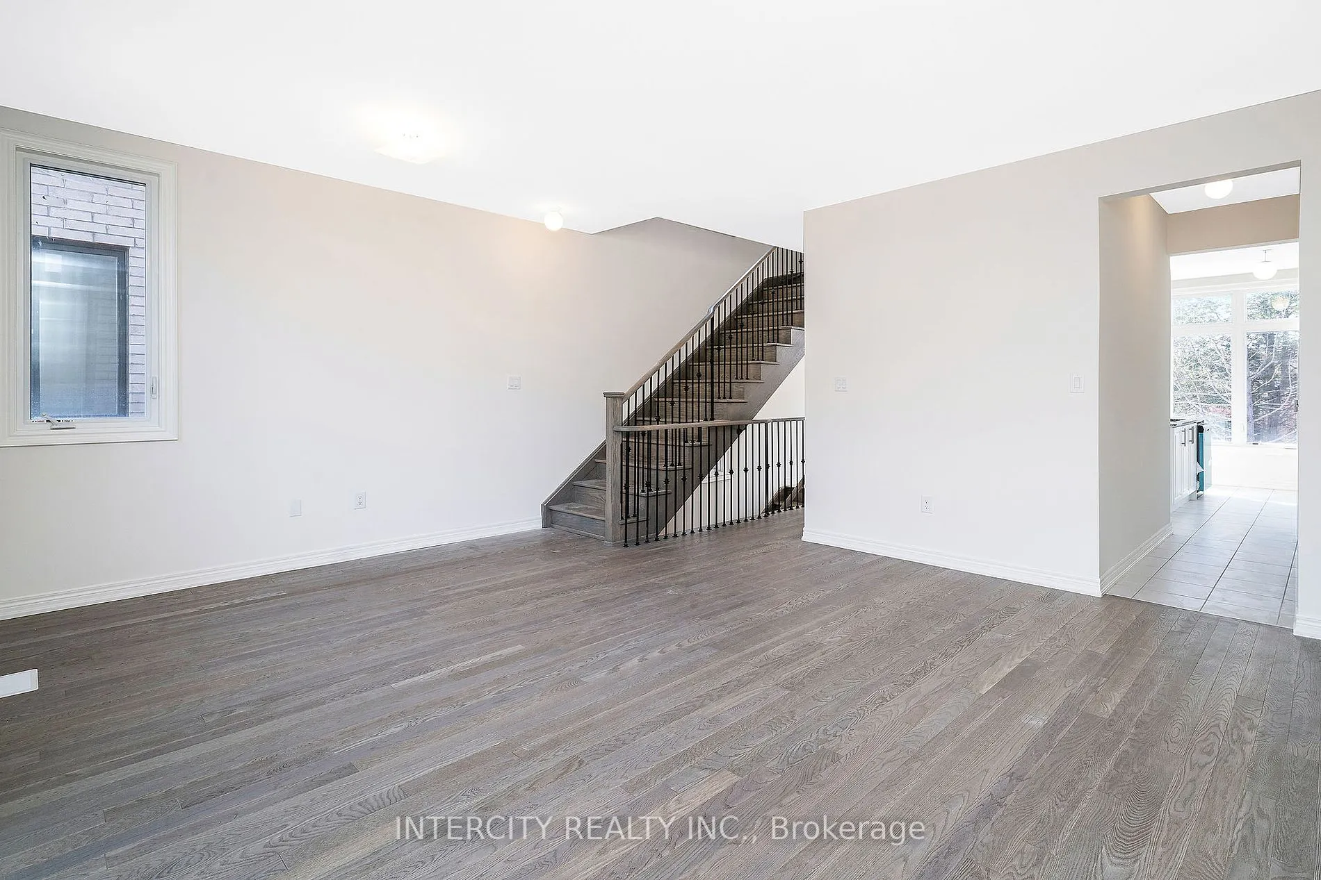 12 Queenpost Dr, #38