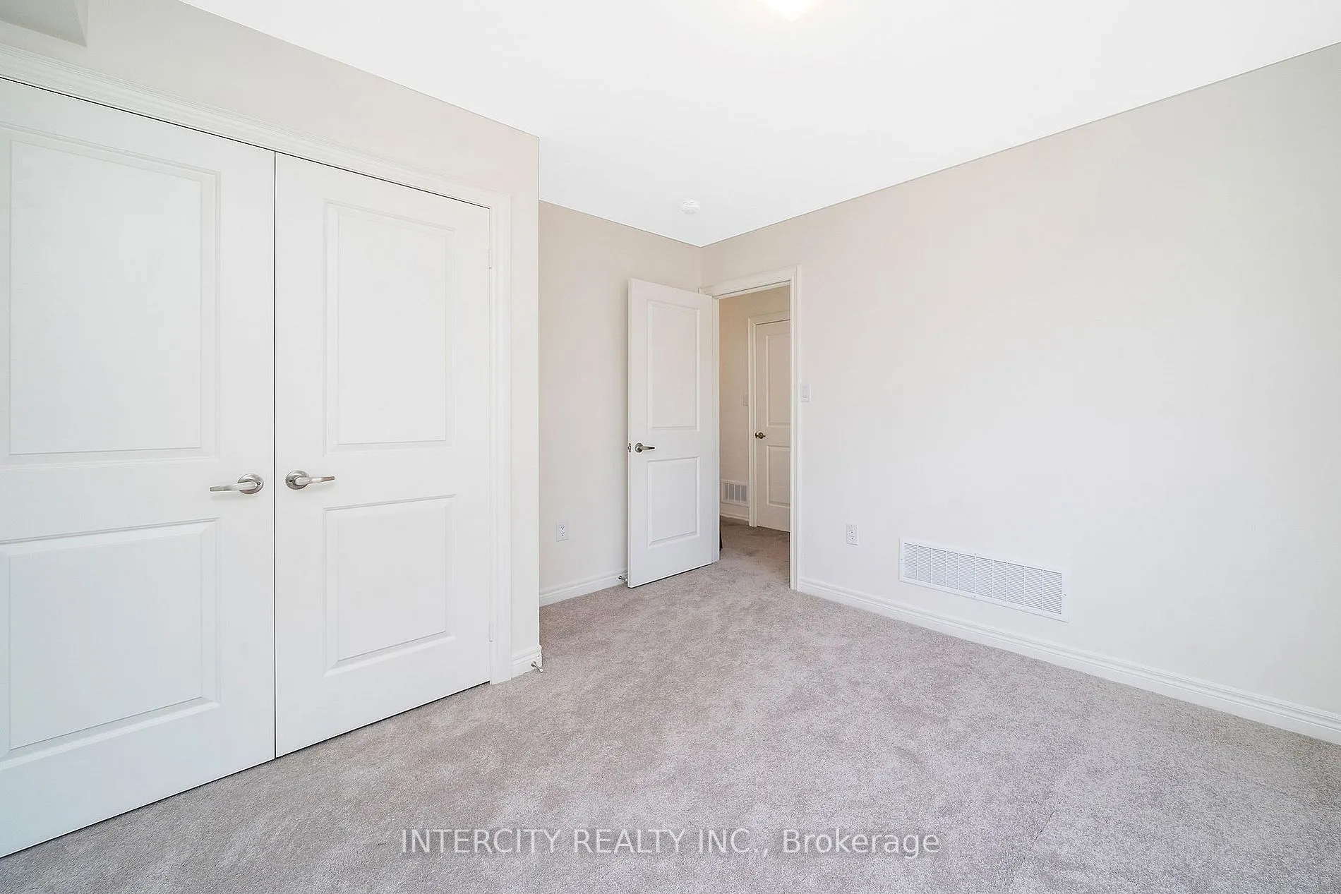 12 Queenpost Dr, #38