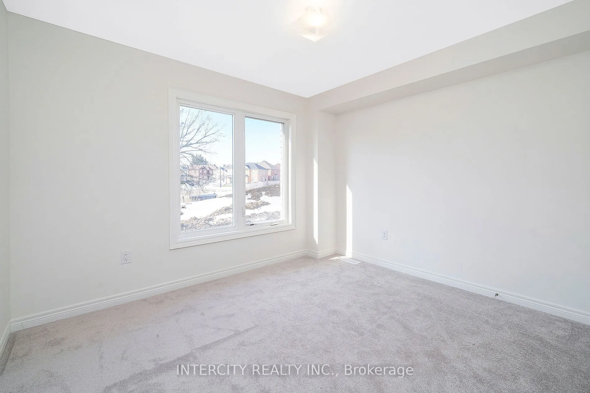 12 Queenpost Dr, #38