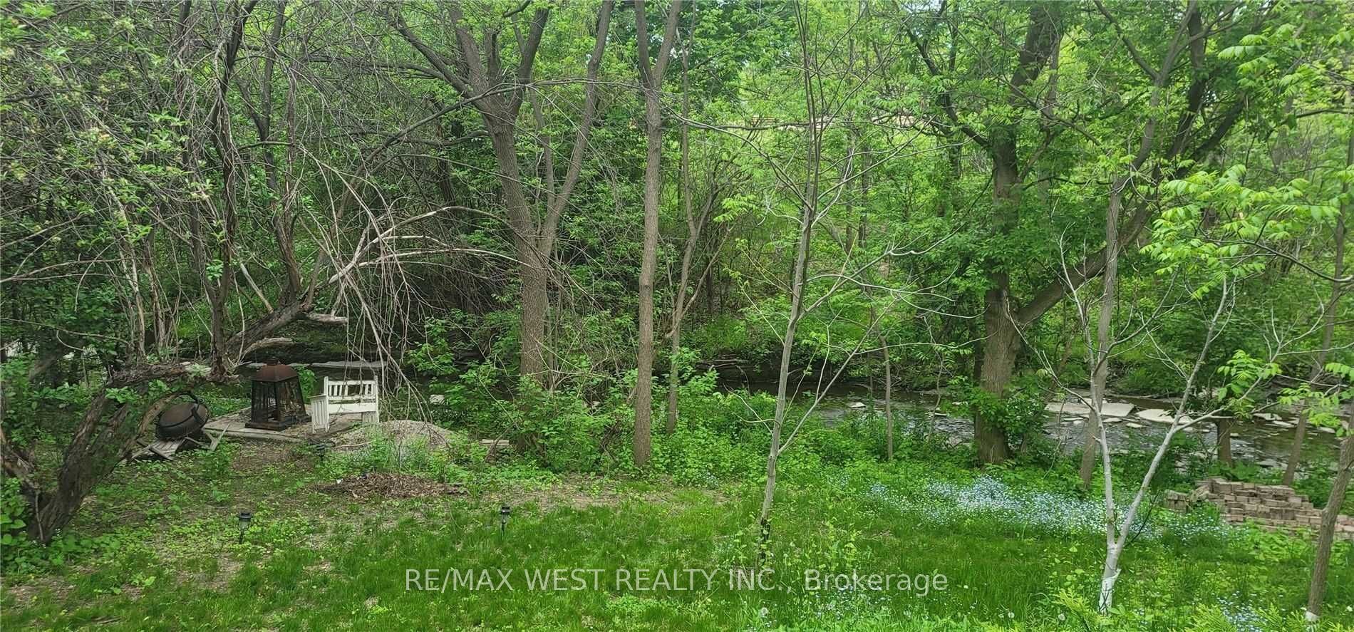 51 Monterrey Dr, #Upper