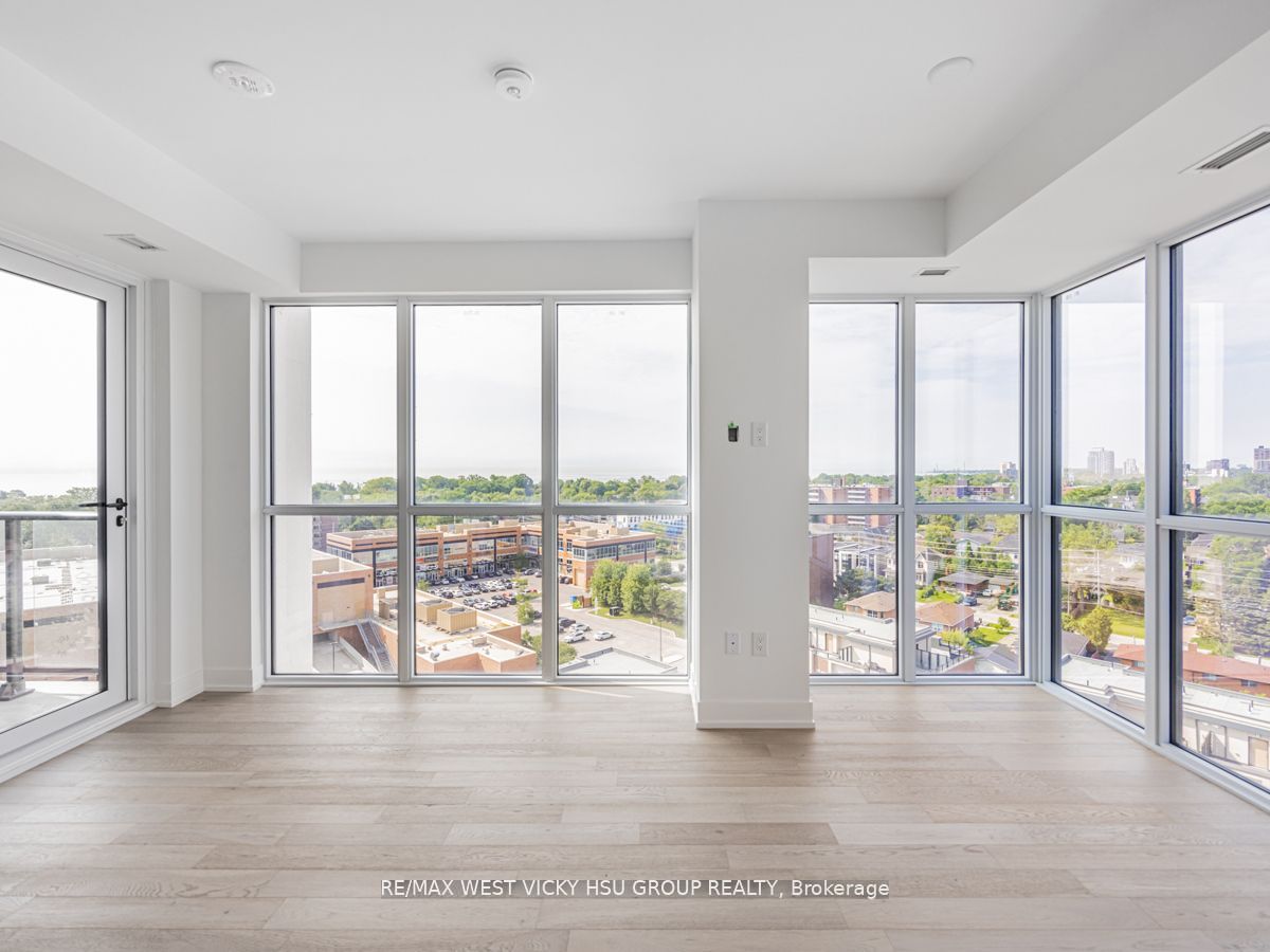 1063 Douglas Mccurdy Comm Circ, #1006