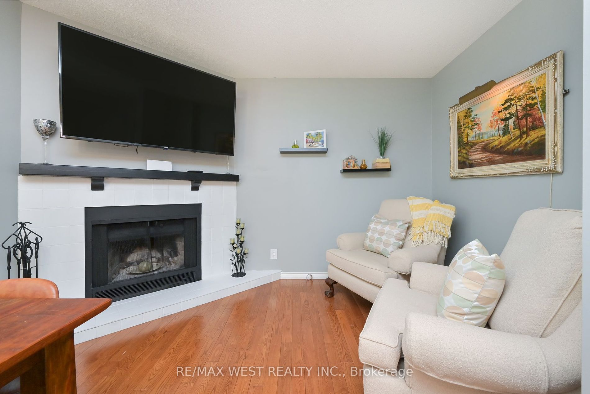 11 Passmore Ave